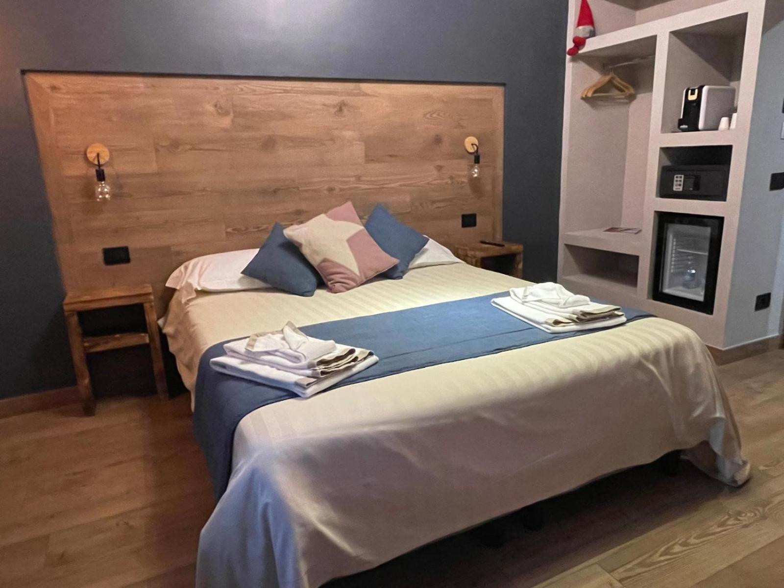 Room4You Oulx Esterno foto