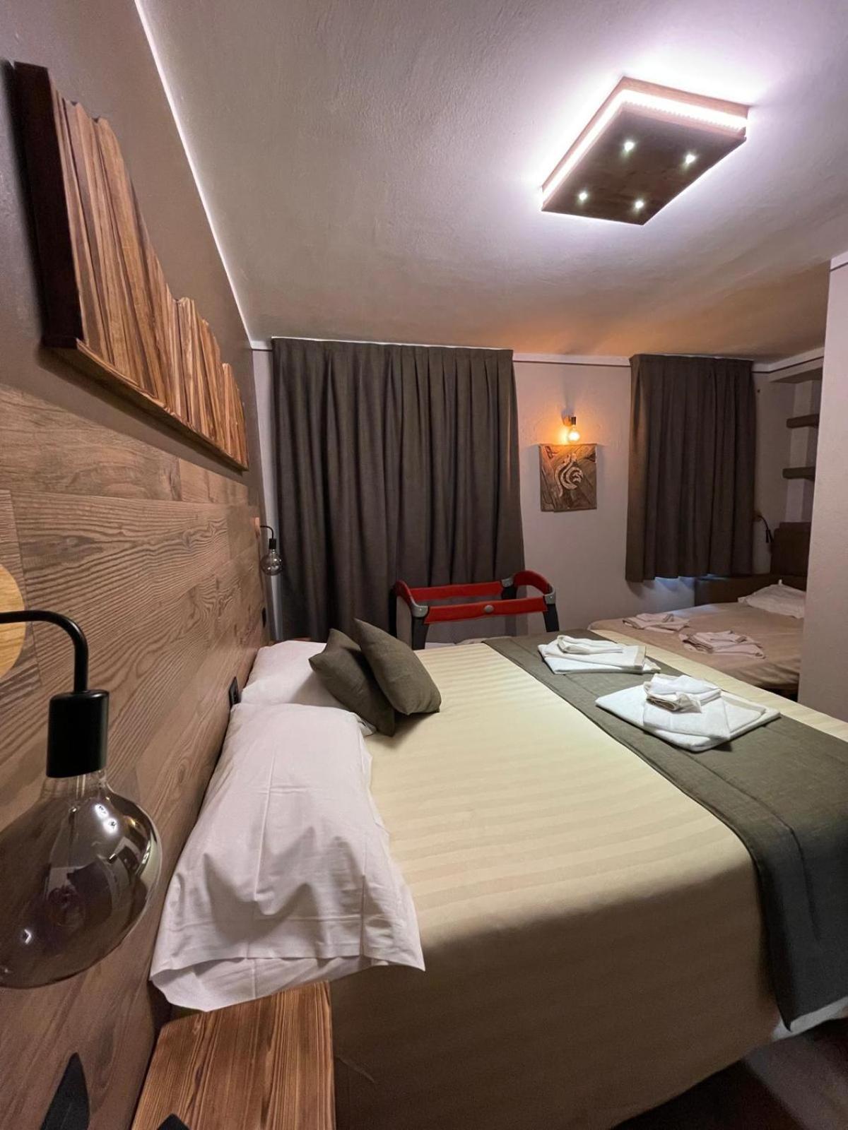 Room4You Oulx Esterno foto