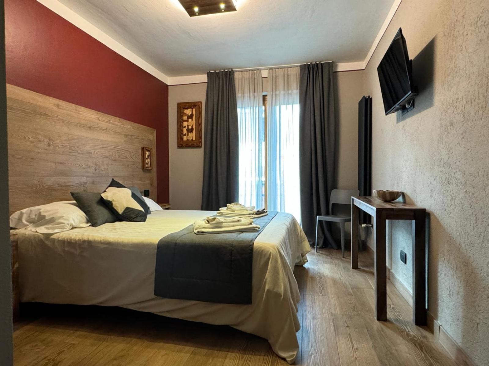 Room4You Oulx Esterno foto
