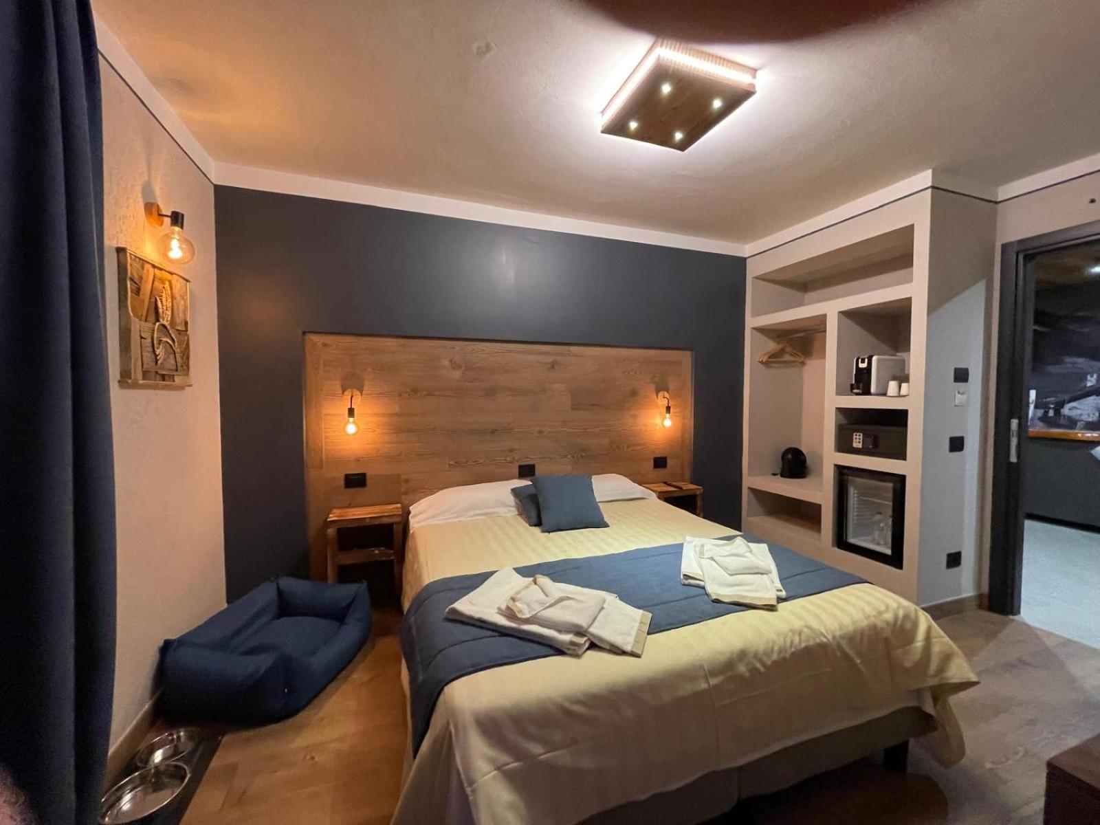 Room4You Oulx Esterno foto